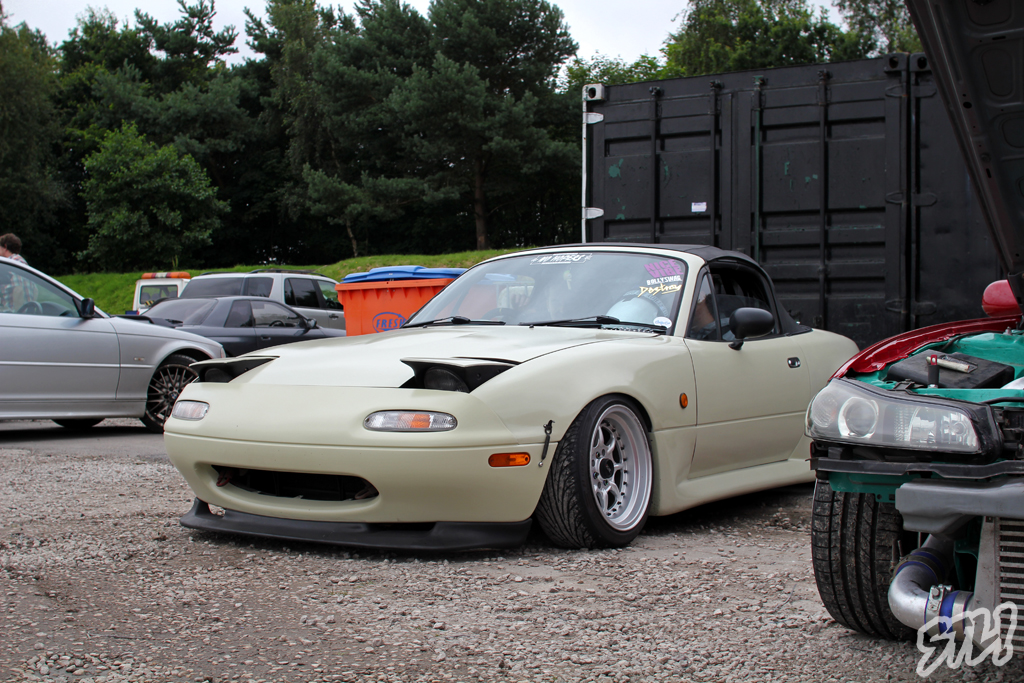 Owen Davies Mx-5